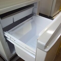 【9】SHARP　シャープ　ノンフロン冷凍冷蔵庫　SJ-14E-7-KW　ホワイト　２ドア冷凍冷蔵庫　137L　2020年製