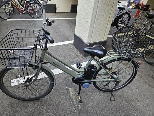 海外移住のため11月半ばまでの限定商品です。パナソニック　16Ah電動自転車　充電器率80％