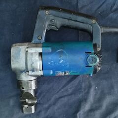 ①マキタ　100V　ニブラ　　1.5