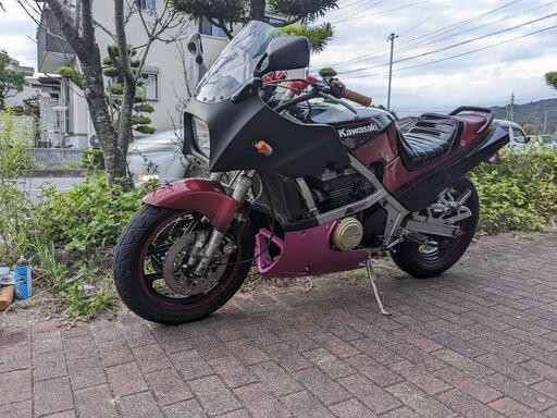 カワサキGPZ400R車検6年7月まで！旧車値段交渉有り