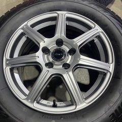 社外16インチホイール付スタッドレスタイヤ