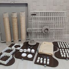 アイリスオーヤマ キャットタワー付ケージ 3段タイプ キャスター付 猫用ゆらゆらハンモック 爪とぎポール 高さ169×幅69×奥行54.5cm