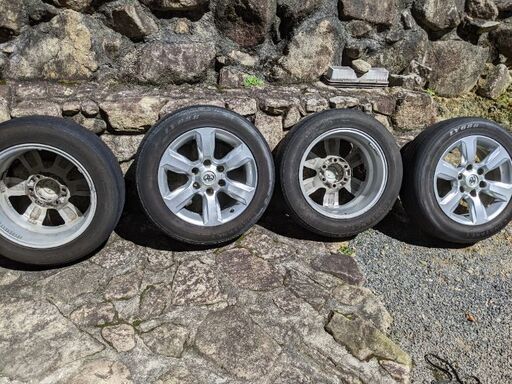 ハイエースに装着してました。 - タイヤ、ホイール 