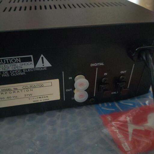 希少!CD 録音TASCAM CD-RW700 本体 元箱のみ あまり使用して 希少!CD 録音TASCAM CD-RW700 本体 元箱のみ あまり使用して