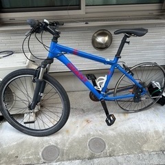 自転車　クロスバイク　定価8万