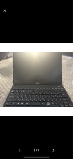 FUJITSU ノートPC LIFEBOOK UH90/D2 (定価約23万)