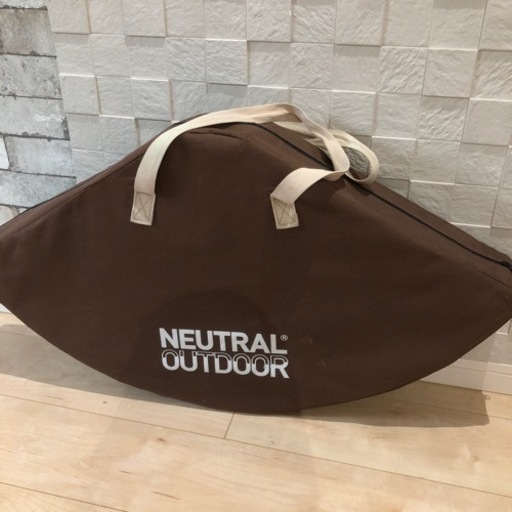 NEUTRAL OUTDOOR バンブーラウンドテーブル
