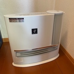 電気ファンヒーター　加湿機能付き　無料