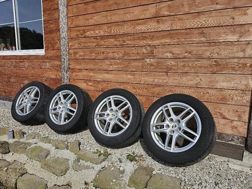 カイエン 純正19インチアルミホイール 19×8.5j +59 265/50R19 4本セット ポルシェ PORSCHE\n\n