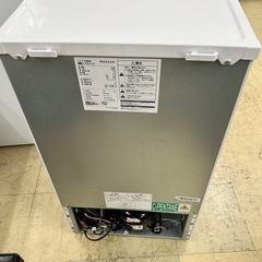 冷凍庫 ストッカー ホワイト Maxzenマクスゼン 64リットル 2022年製