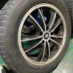 スタッドレスタイヤ&ホイール　215/60R17オフセット48