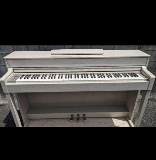 岡山県全域全域配達無料！ YAMAHA Clavinova CLP-535WA 2015年製 激可愛い＆ほぼ新品⑧