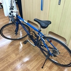 【GIANT】28インチ ブルーカラーのクロスバイクお売りします！