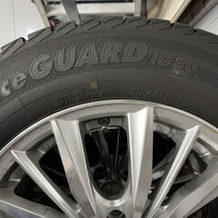 スタッドレスタイヤ　中古品