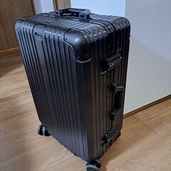 ちょっと訳アリ　スーツケース　フレームタイプ　Mサイズ　ブラック...