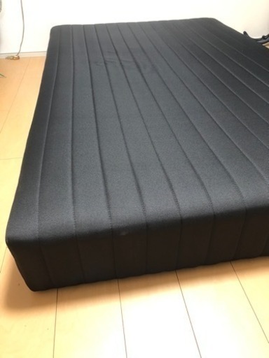 セミダブルベッド