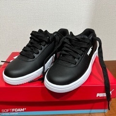 プーマPUMA シューズ　22.0cm