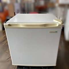 中古　2015年製ヤマダ45L冷蔵庫　YRZ-C05B1