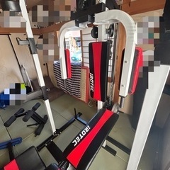 お値引きしました。アイロテック　トレーニングマシン