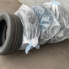 夏タイヤ売ります。最終値下げ！