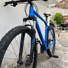 29インチ8段ギアMTBギアマウンテンバイク トレイルバイク街乗り通学車通勤