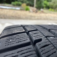 スタッドレスタイヤ　溝有り　YOKOHAMA アイスガード　ホイール付き