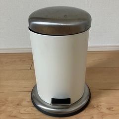 IKEA ゴミ箱 MJOSAホワイト 12L