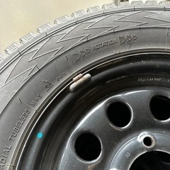 冬用 jb74 ジムニーシエラ スタッドレスタイヤ ヨコハマジオランダー 215/80R/15 溝あり 4本セット