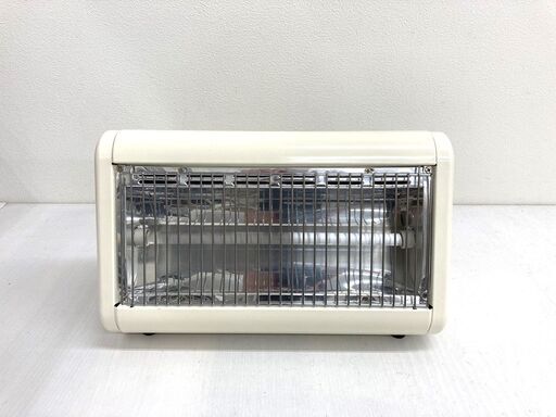 ※鶴見倉庫【REGASTOCK川崎店】[山善] あしもとあったか 電気ストーブ 400W ホワイト DS-F041(W) 2017年製③