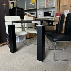 【超美品‼️】総額11万♪ ニトリ 150cm幅4人掛けダイニングテーブルセット ガラス天板 ツートンカラー♪