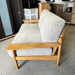 美品‼️】高級♪ 太陽家具 165cm幅2人掛けソファ 木製アームソファ