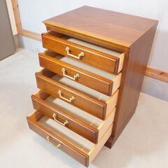 人気のmaruni(マルニ)の地中海シリーズのコンパクトな5段チェストです