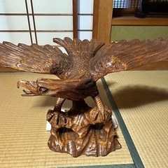 木彫り鷹(訳あり)