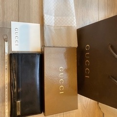 GUCCIの長財布