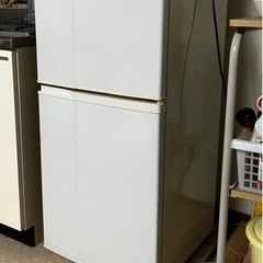 【10月末処分】ハイアール　一人暮らし用　冷蔵庫