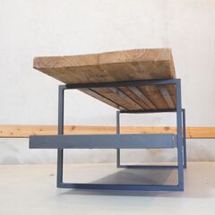 静岡の古材家具ブランド”ikp(イカピー)”より杉古材を使用したテレビ 