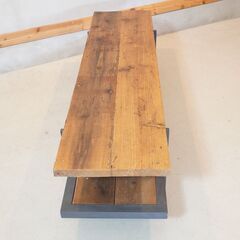静岡の古材家具ブランド”ikp(イカピー)”より杉古材を使用したテレビ 