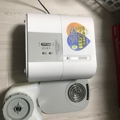 スチーム式加湿器