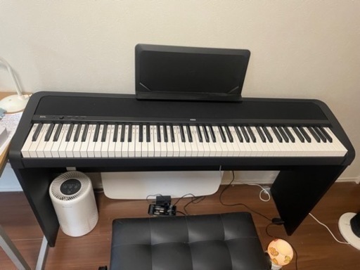 Korg 中古電子ピアノ　ペダル付き