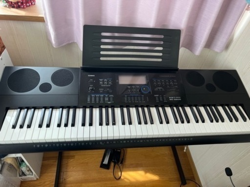 電子ピアノ