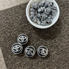 215/45R17スタッドレスタイヤ&純正ホイール　プリウス50系　前期