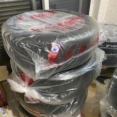 【値下げ】スタッドレス　215/60Ｒ16 ４本セット