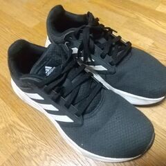 adidasスニーカー黒【size26.5】