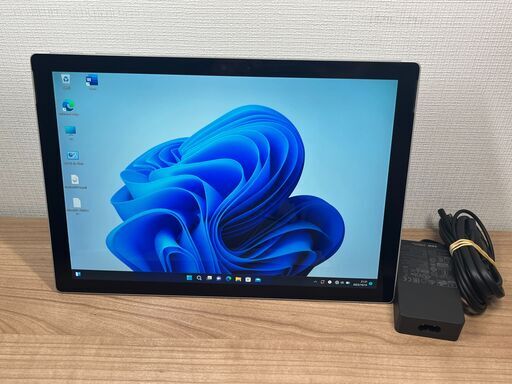 お買い得品〉05106 Microsoft Surface Pro5 第7世代  8GB/128GB i5 Office2021 Windows11