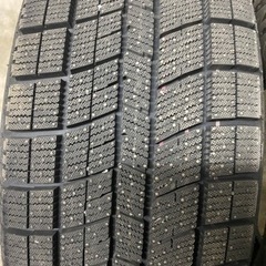 値下げ交渉可！　17インチ　スタッドレス　バリ山！