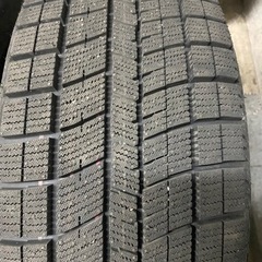 値下げ交渉可！　17インチ　スタッドレス　バリ山！