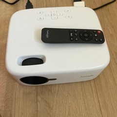 ホームプロジェクターiPhone用HDMI 付けます