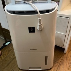 シャープ　除湿機　CV-H71