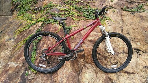 ２６インチマウンテンバイク  ２００６  ＧＩＡＮＴ ＳＴＰ３  サイズＳ