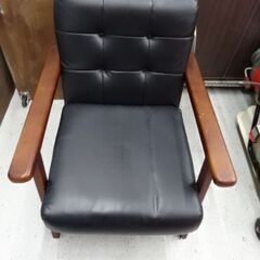 【恵庭】☆中古品☆一人掛ソファ　合皮　ブラック　幅63cm×高さ...